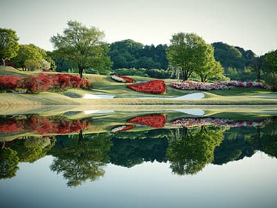 THE CLUB golf village