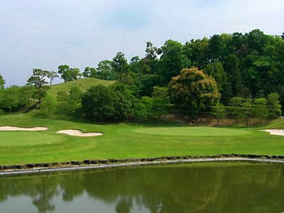 福岡レイクサイドカントリークラブ【ＰＧＭ】