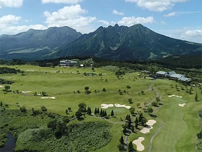 阿蘇スカイブルーゴルフリゾート(旧:阿蘇高森ゴルフ倶楽部)