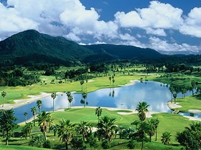 ゴールデンパームカントリークラブ