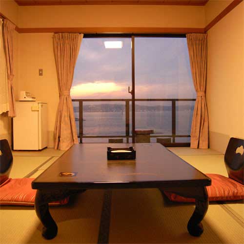 日間賀島　旅館おとは 2