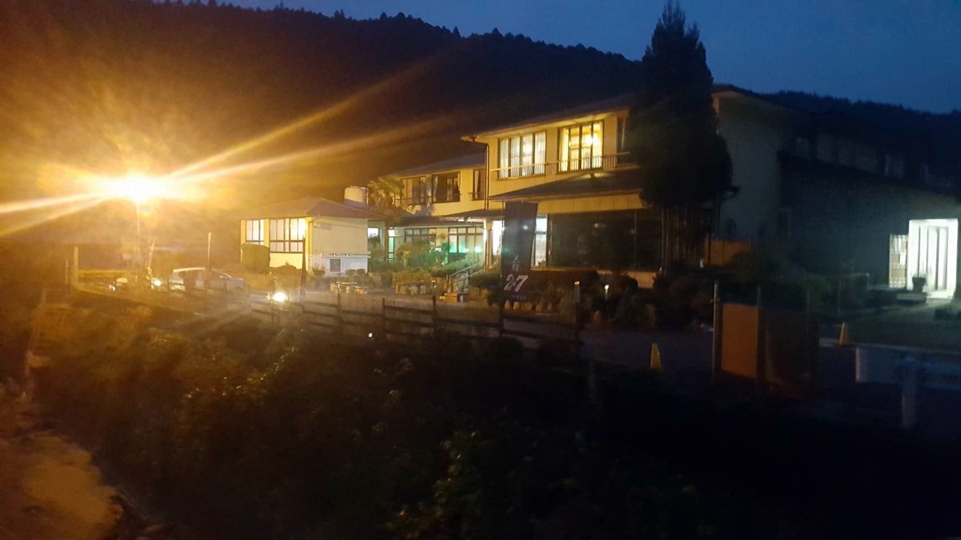 民宿 2・7(ツーセブン)