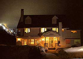 安比高原　ペンション　アプリコット