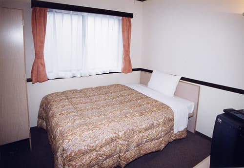 東横ＩＮＮ大阪心斎橋西 2