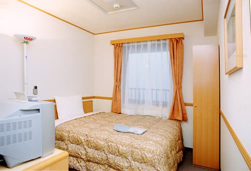 東横ＩＮＮ京都四条烏丸 2