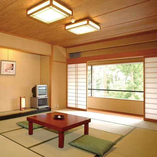 大江戸温泉物語Ｐｒｅｍｉｕｍ　山中グランドホテル 2