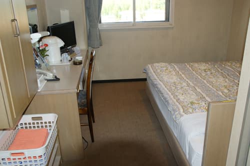 ビジネスホテルミクモ 2