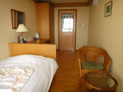 ビジネスホテル　ウィークリー・オーエヌ 2