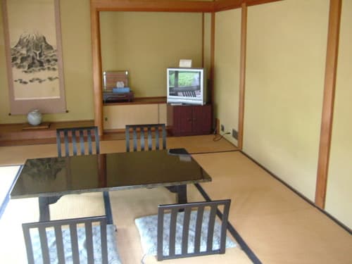 岩室温泉　木のぬくもりの宿　濱松屋 2