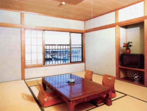 天然温泉　下田須崎の割烹民宿　小はじ 2