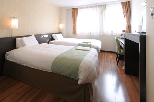 道頓堀ホテル 2