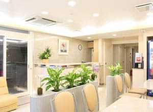 オールウェイズ（旧：ビジネスホテル廿代） 2