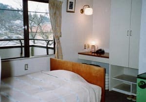 ペンション紫香楽 2