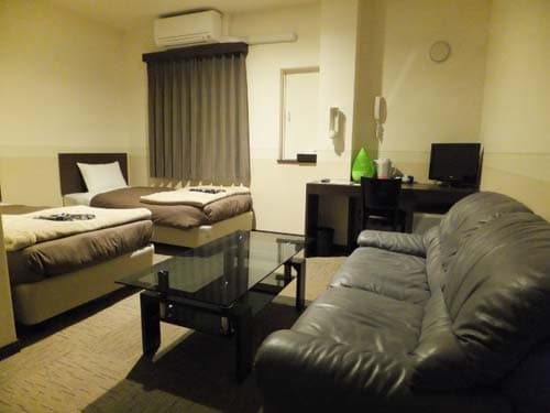 コンビニＡｙｅｒｓＲｏｃｋホテル仙台多賀城 2