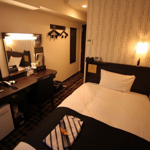 アパホテル〈新橋　御成門〉 2