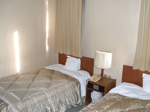 ビジネスホテル峰 2