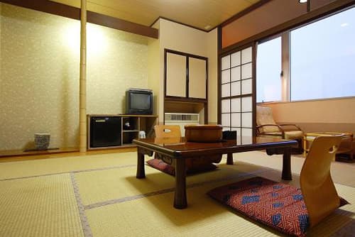 月美の宿　紅葉音 2