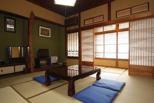 かみのやま温泉　はたや旅館 2