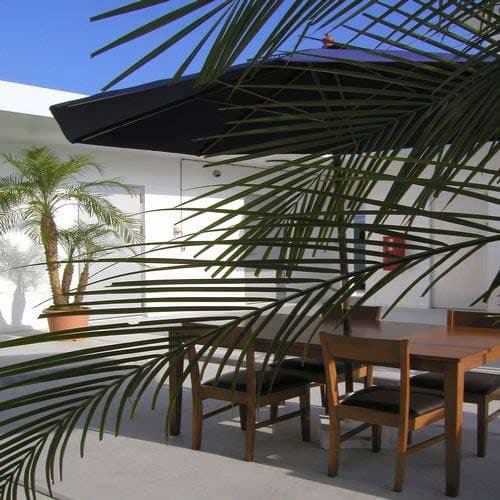 ＨＡＬＦ　ＴＩＭＥ　＜渡嘉敷島＞