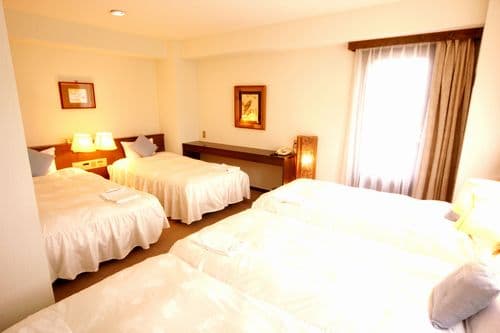 山梨ワインと家庭料理　ホテルベル鐘山 2