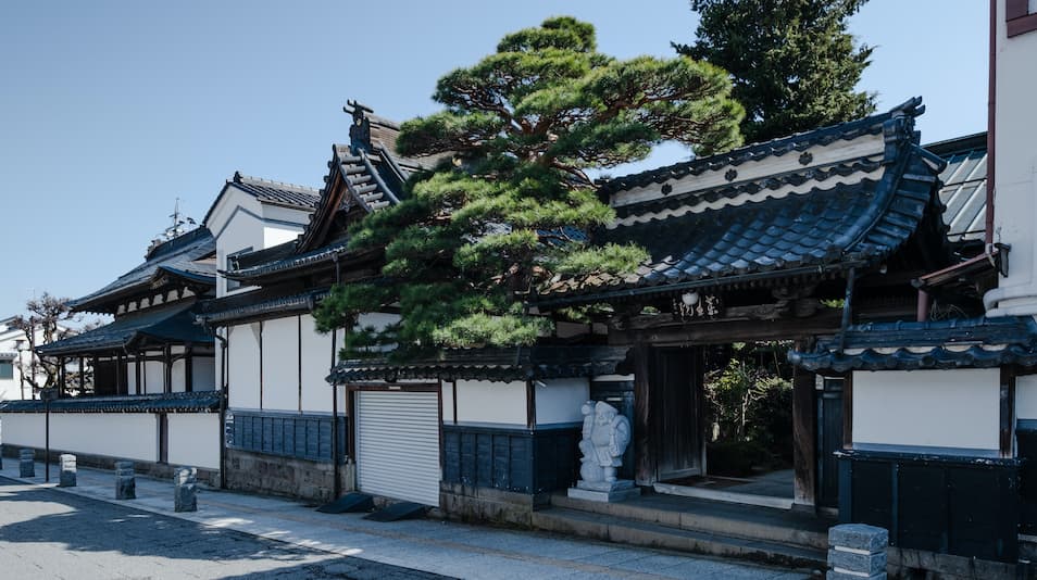 信州善光寺 薬王院