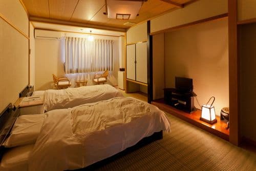 ペットと泊まれる宿・弁天館 2