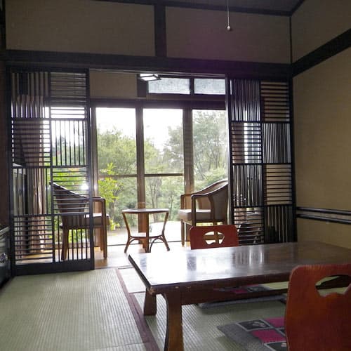 里山で過ごすひとときを　湯の澤鉱泉 2