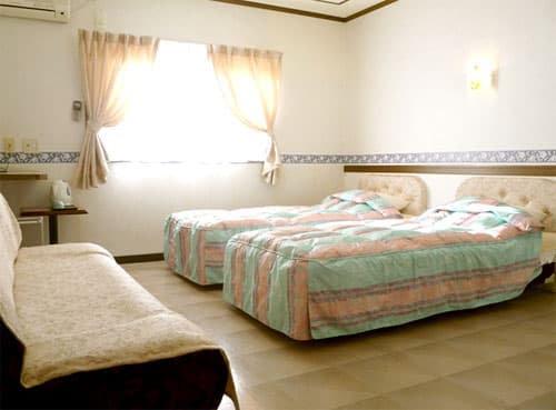 リゾート　ホテル　シャトー・レ・フルー 2