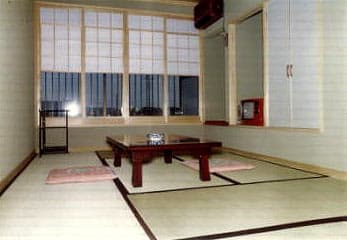 年間民宿　ニュー日の丸 2