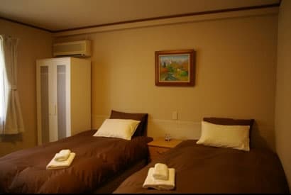 Ｓｎｏｗｌｉｎｅｓ　Ｌｏｄｇｅ　（スノーラインズ　ロッジ） 2