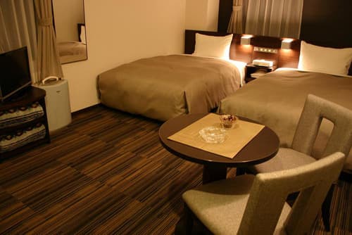 シティホテルアンティーズ 2