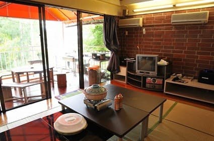 希望ヶ丘ペンション研修館２号館　レンガの館 2