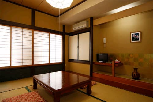 会津湯野上温泉　温泉民宿　山形屋 2