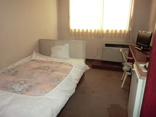 ビジネスホテル初勢 2