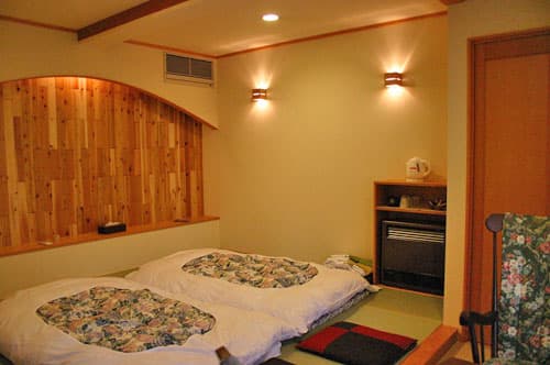 山の旅舎　中尾平 2