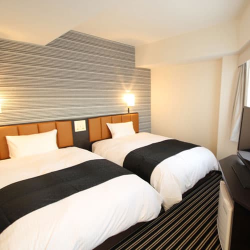 アパホテル〈東新宿駅前〉 2