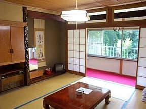 山中湖畔民宿熔岩荘 2