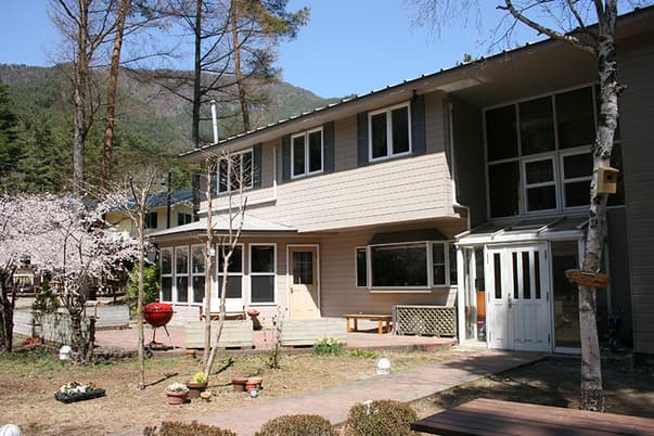 ペンション クレヨン