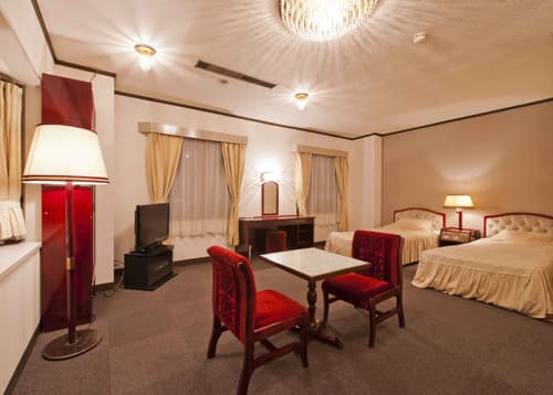 ホテルサンサニー 2