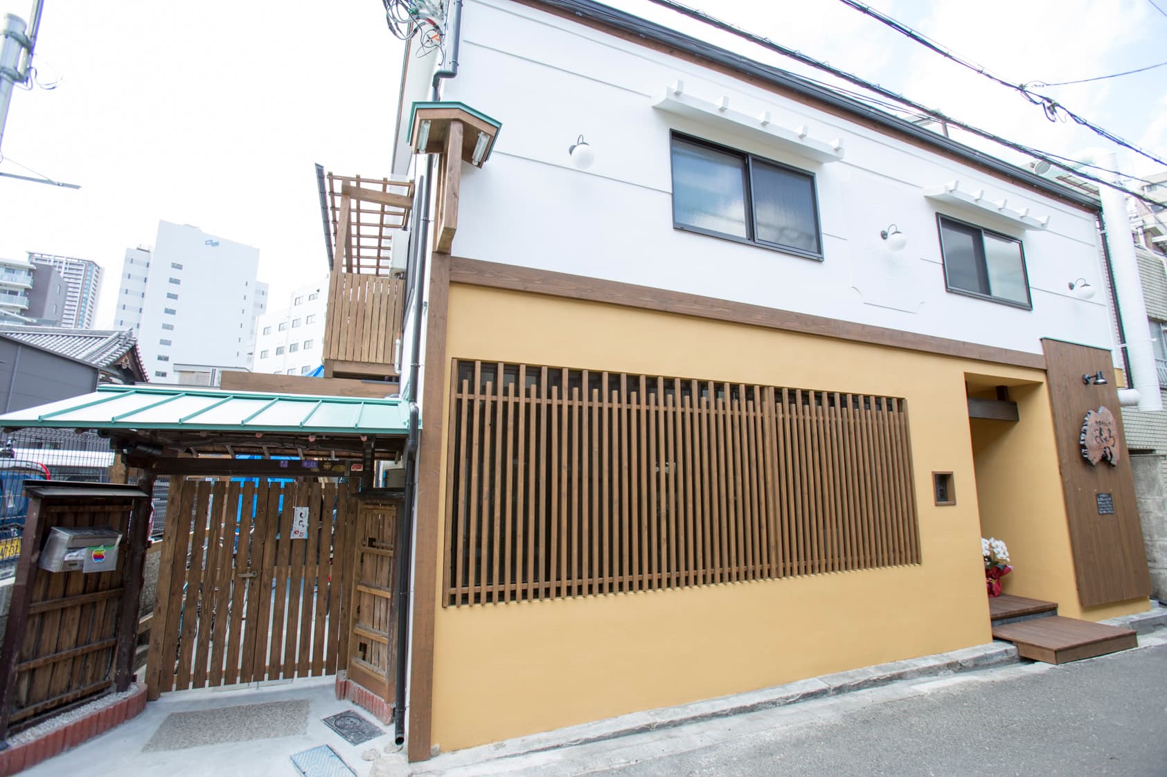 大阪ゲストハウス由苑