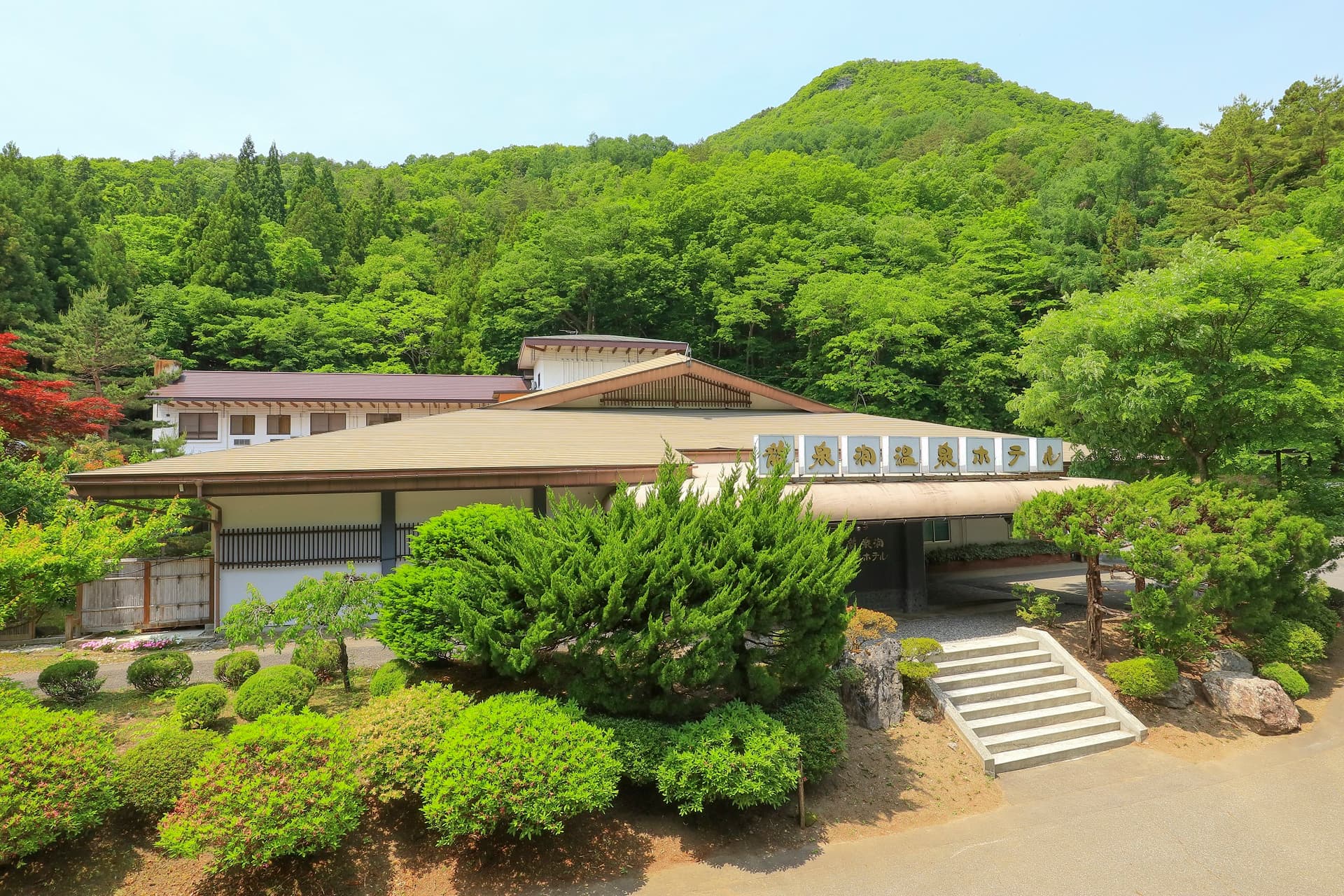 龍泉洞温泉ホテル