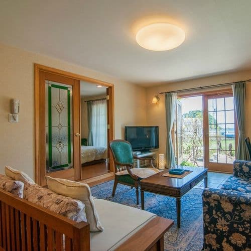 海辺のお宿　波の音 2