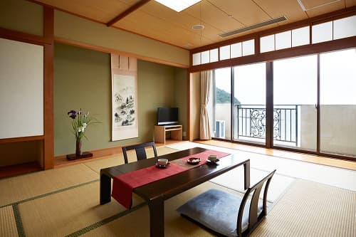 萩温泉郷　海が奏でる癒しの宿　リゾートホテル美萩 2