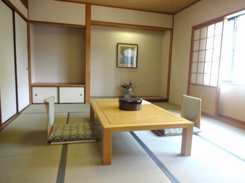 城崎温泉　料理旅館　翠山荘 2