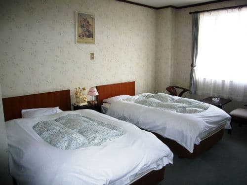 ローズマリーホテル 2