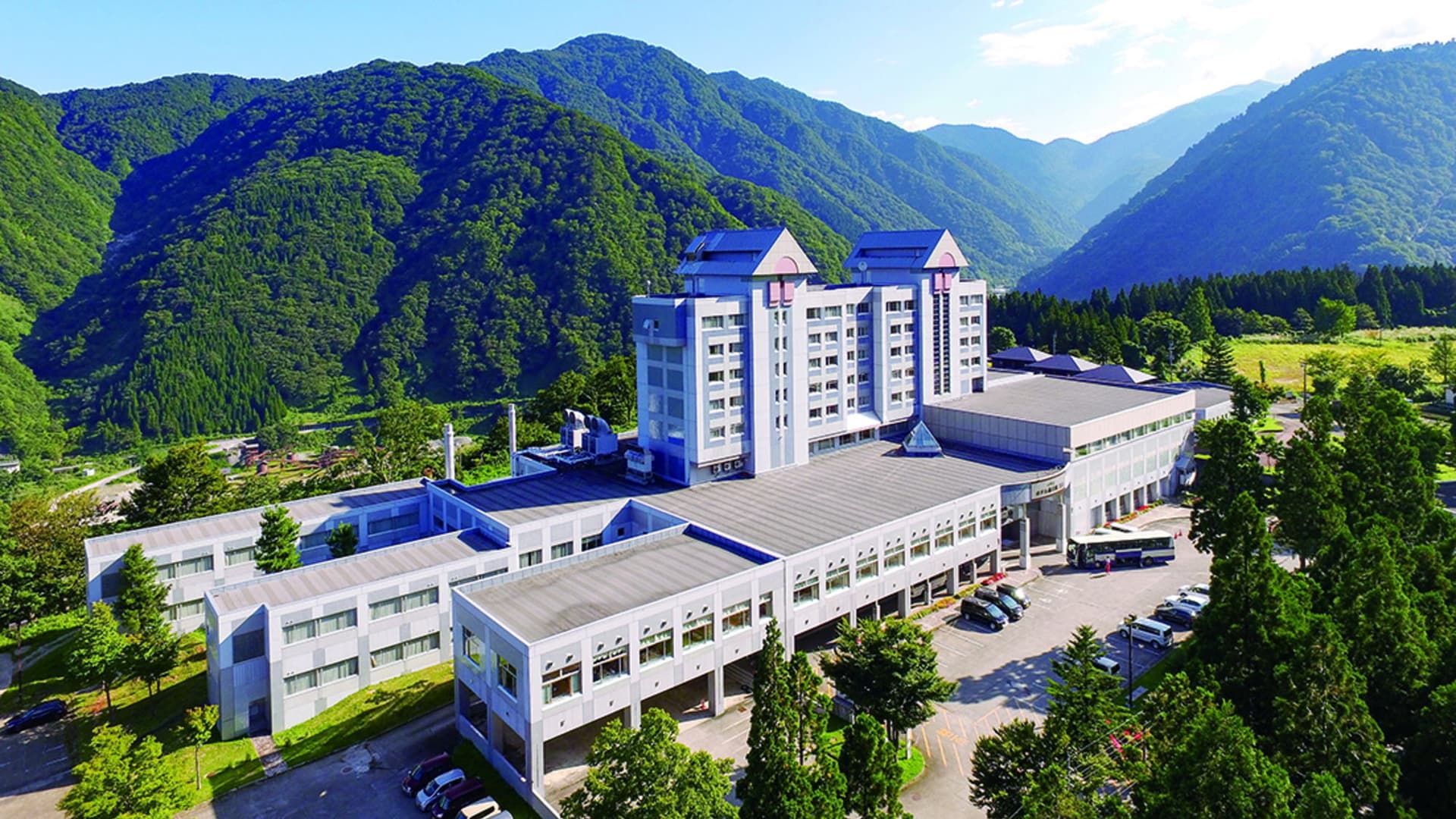 立山連峰の宿　ホテル森の風立山