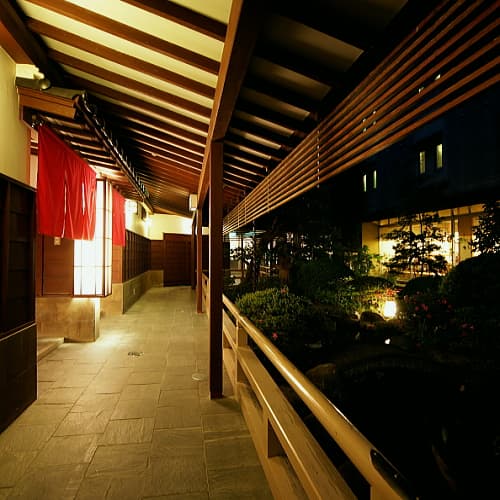 玉造温泉　源泉かけ流しの宿　湯陣　千代の湯 2