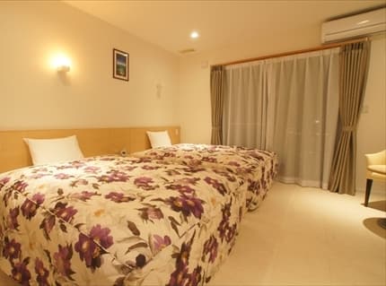 ファミリーヴィラ　トレードウインド 2