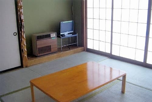 湖畔荘　＜新潟県＞ 2