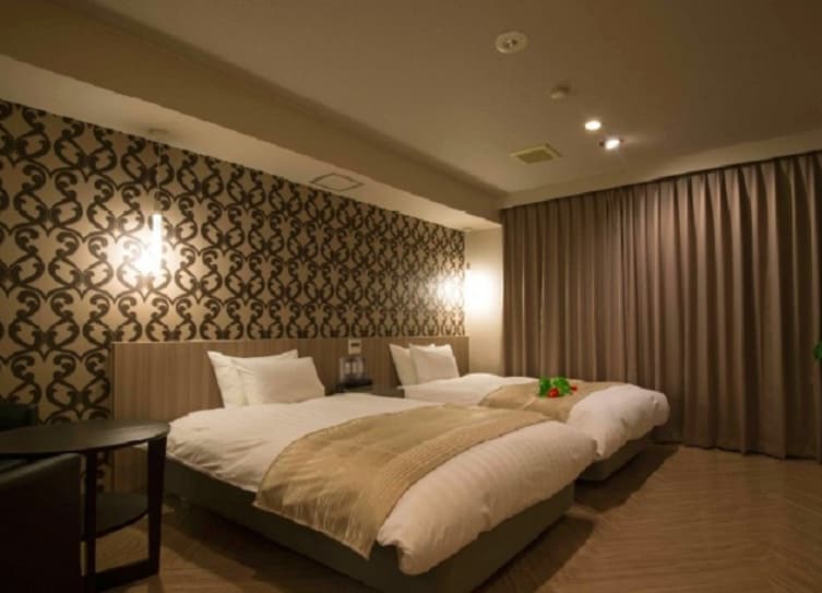 リフテル大阪空港前 2